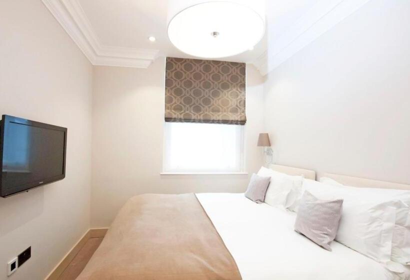 דירת דלוקס 2 חדרי שינה, Claverley Court