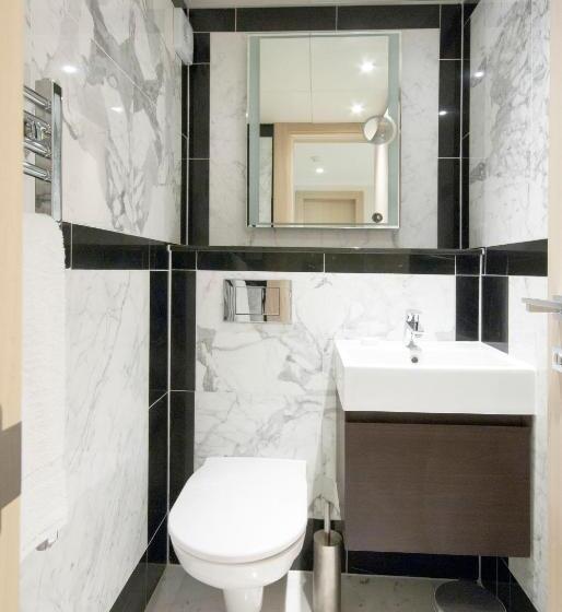 דירת פנטהאוז 1 חדרי שינה, Claverley Court