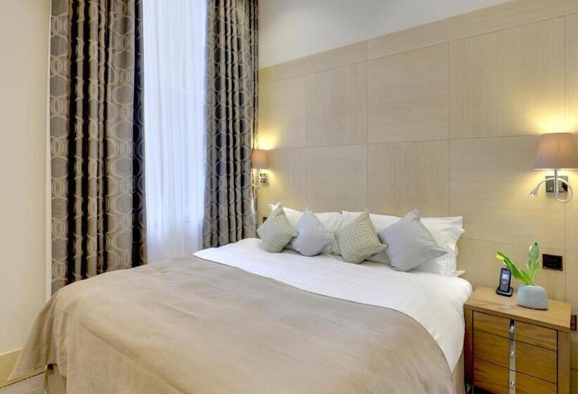 آپارتمان دلوکس 3 خوابه, Claverley Court