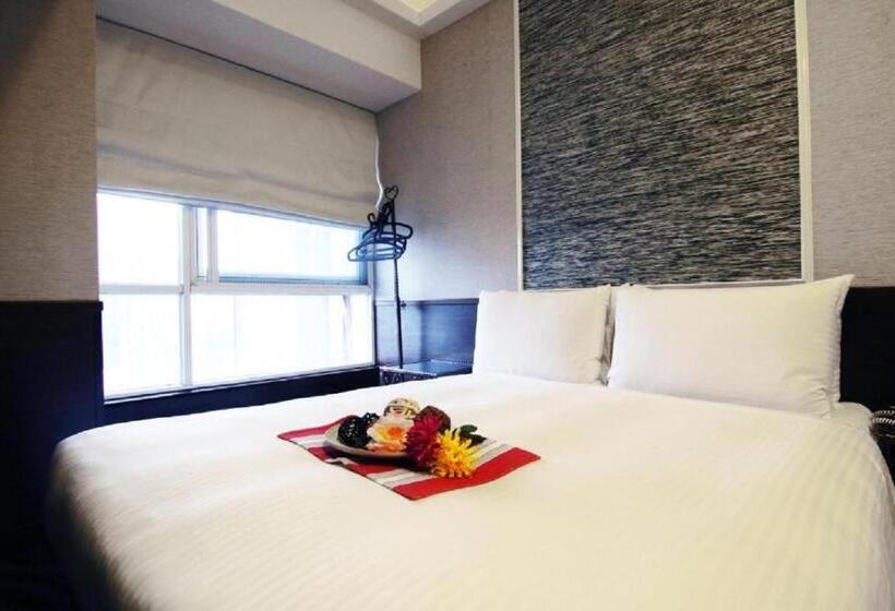 Quarto Estandar, 6  Ximen