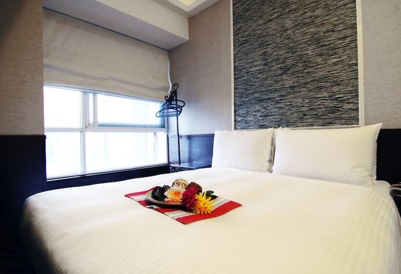 Quarto Estandar, 6  Ximen