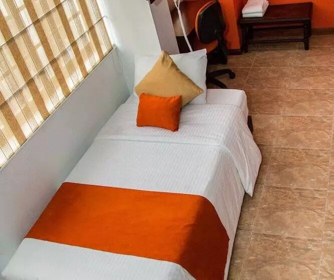 Chambre Quadruple Standard, 721