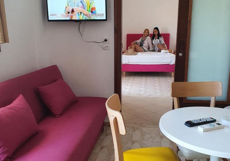 スーペリアールーム, Arhodiko