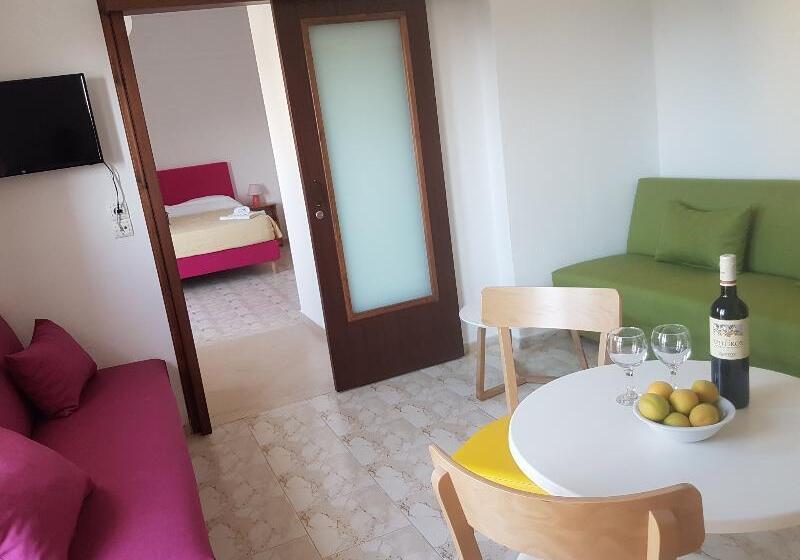 スーペリアトリプルルーム, Arhodiko