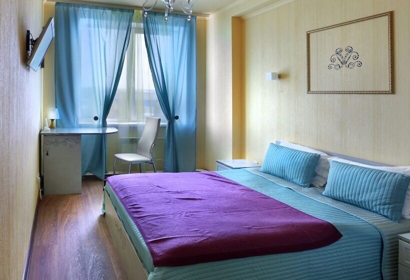 اتاق استاندارد, De Paris