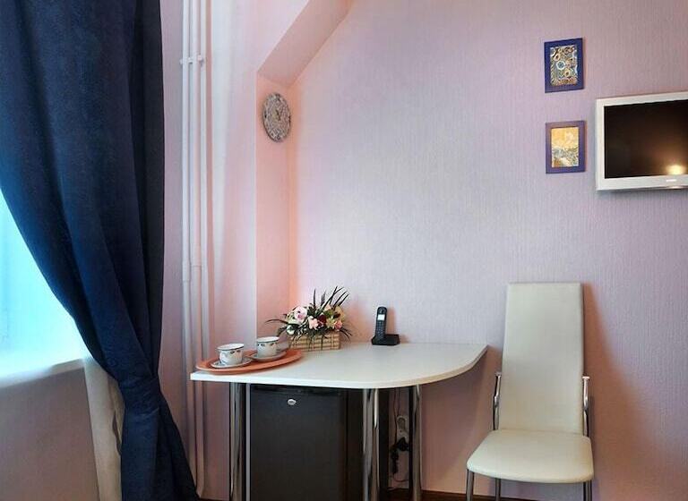 Номер Стандарт, De Paris