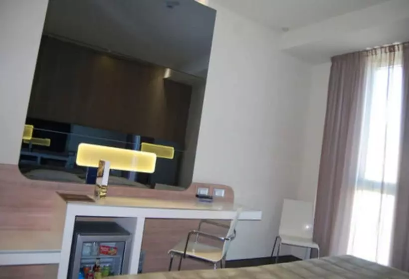 اتاق استاندارد, Idea Hotel Plus Savona