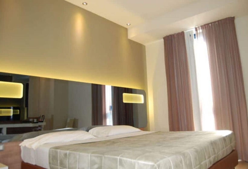 اتاق استاندارد سه نفره, Idea Hotel Plus Savona