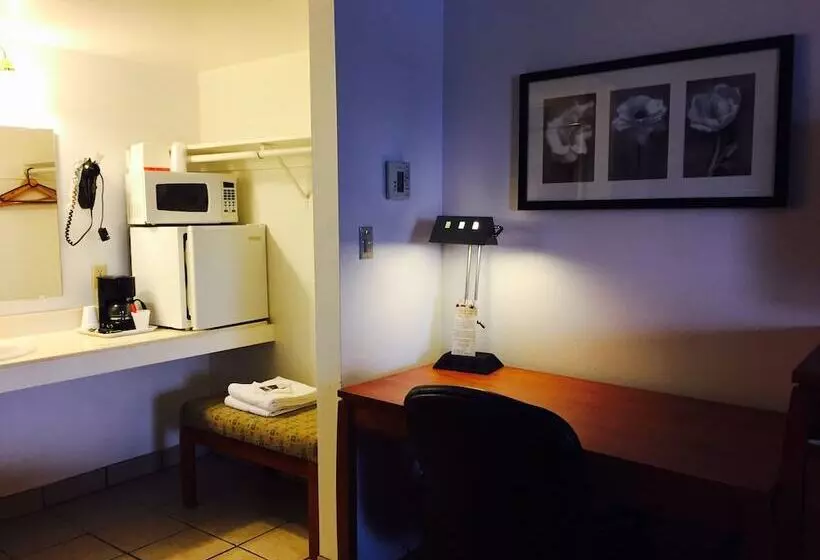 デラックスルーム, Maple Inn And Suites Los Banos