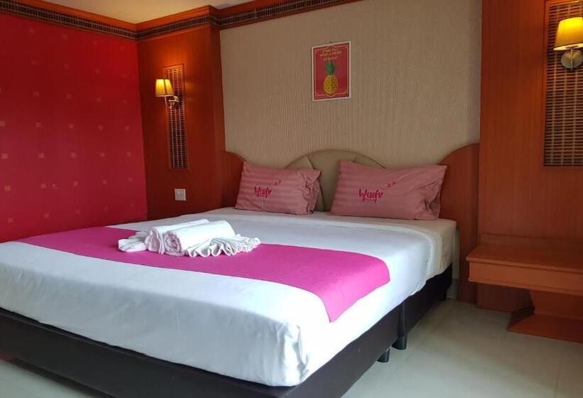 Номер Deluxe Кровать Кинг, Poonsook Phitsanulok Hotel Sha Plus