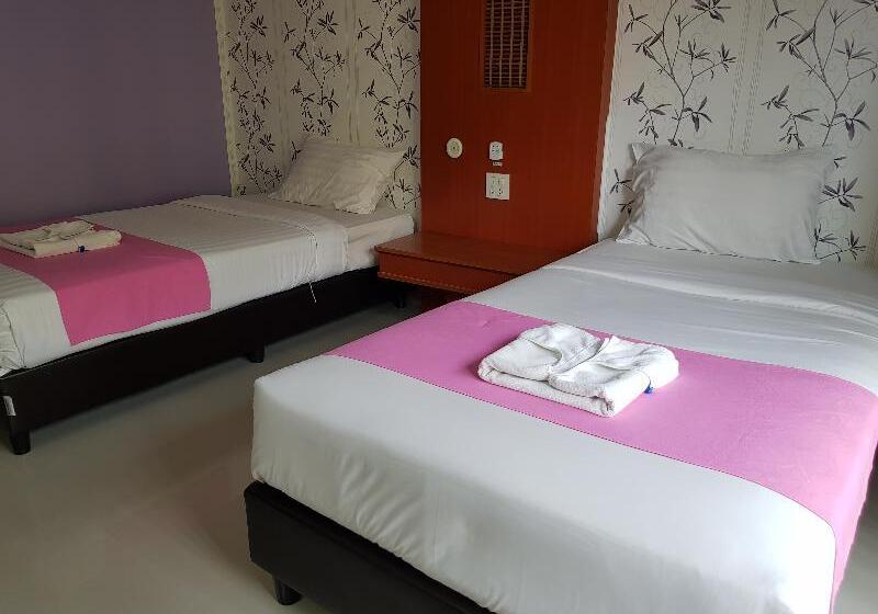Номер Стандарт, Poonsook Phitsanulok Hotel Sha Plus