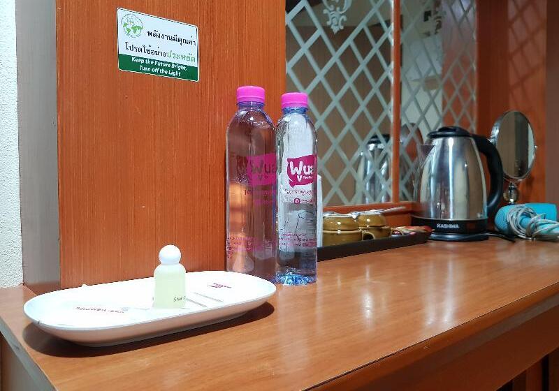 Номер Deluxe Кровать Кинг, Poonsook Phitsanulok Hotel Sha Plus