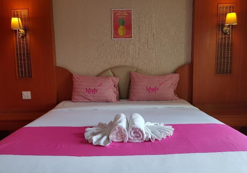 Номер Deluxe Кровать Кинг, Poonsook Phitsanulok Hotel Sha Plus