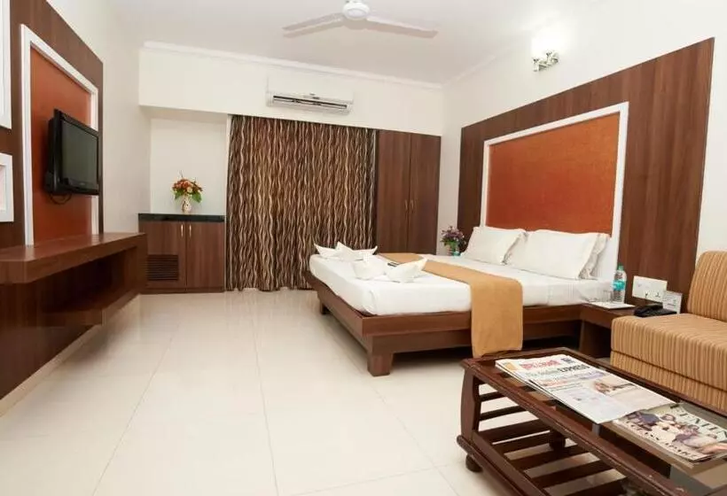 デラックスルーム, Sai Sangam