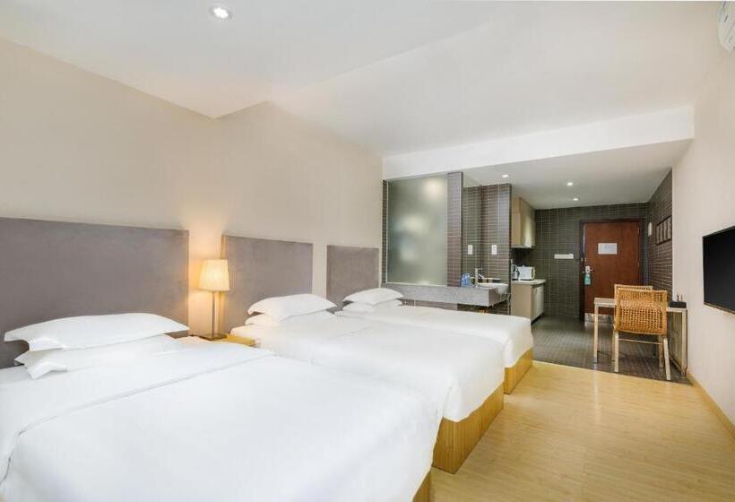 חדר סופריור לשלושה, Guangzhou Timmy