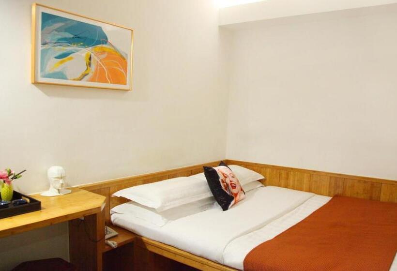 חדר בסיסי, Guangzhou Timmy