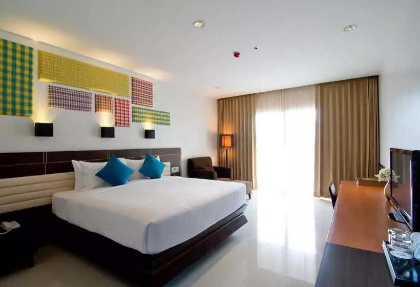 デラックスルーム, Welcome World Beachfront Resort