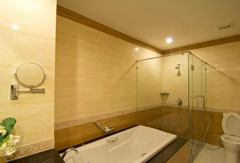 デラックスルーム, Welcome World Beachfront Resort