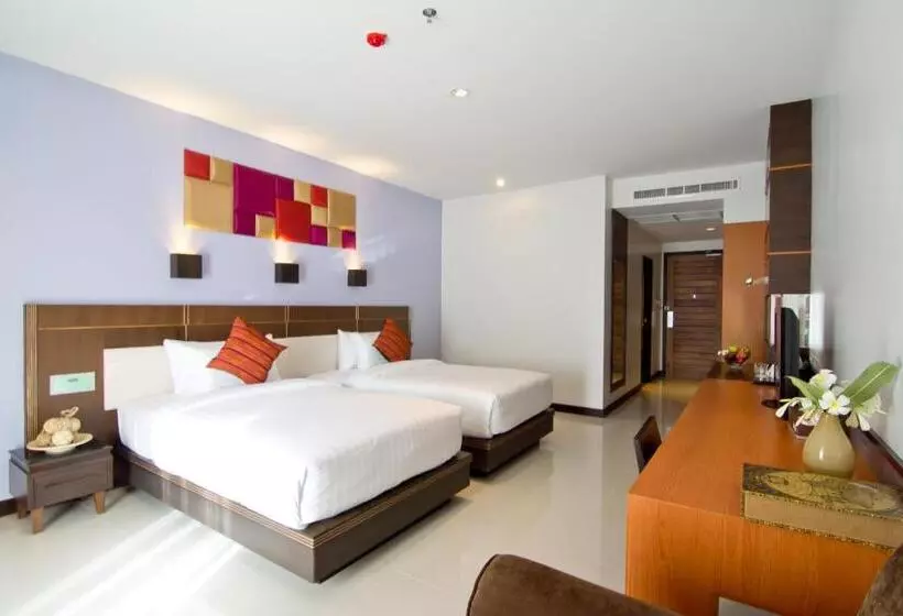 デラックスルーム, Welcome World Beachfront Resort