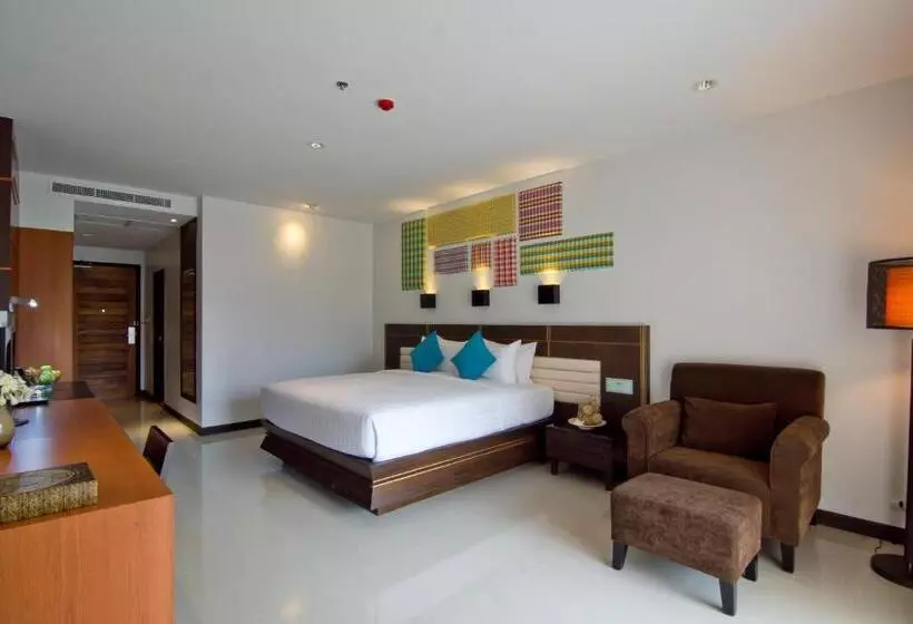 デラックスルーム, Welcome World Beachfront Resort