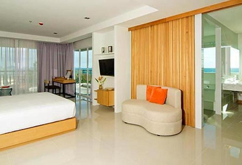 Люкс, Welcome World Beachfront Resort