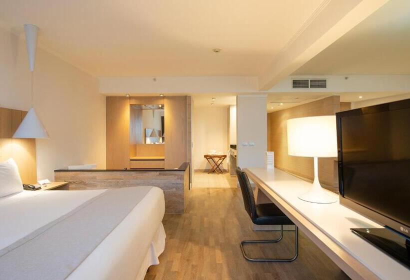 Президентский Люкс, Wyndham Concepcion Pettra