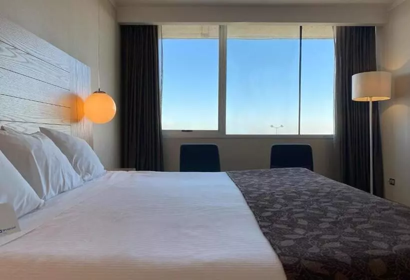 キングサイズベッドのスタンダードルーム, Wyndham Concepcion Pettra