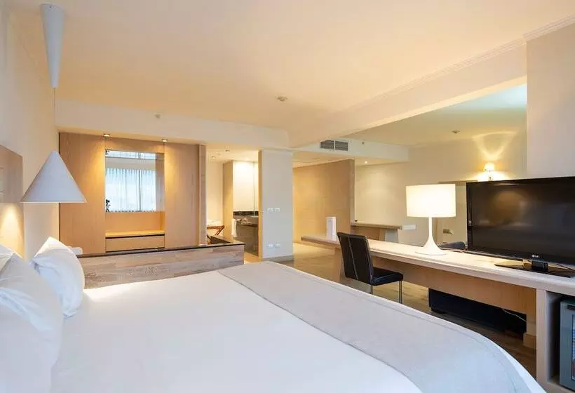 プレジデントスイートルーム, Wyndham Concepcion Pettra