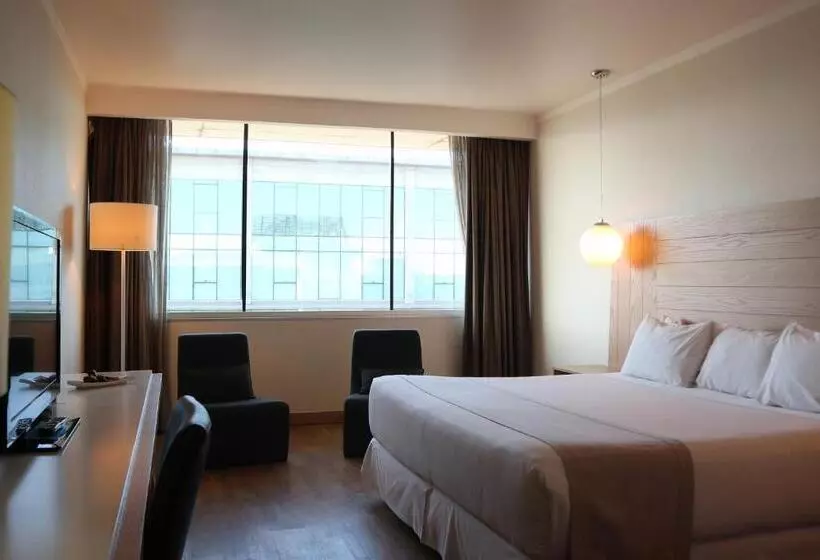 キングサイズベッドのスタンダードルーム, Wyndham Concepcion Pettra