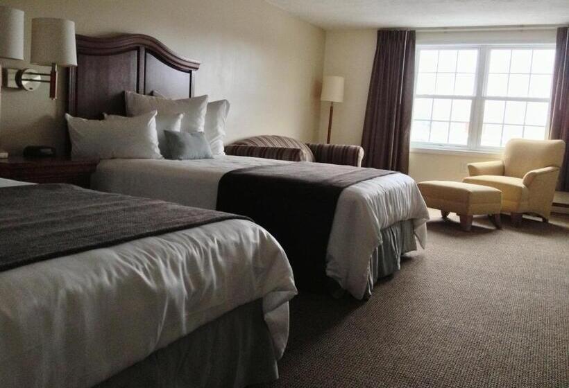 جناح عائلي, Holiday Hill Inn & Suites