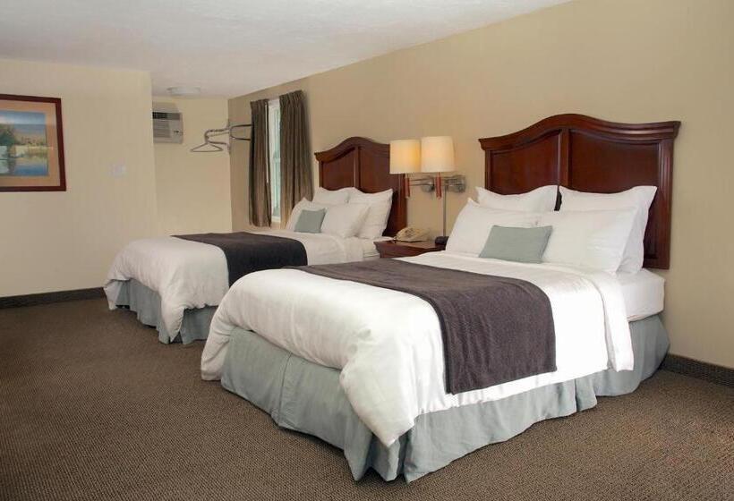 Family Suite, Holiday Hill Inn & Suites