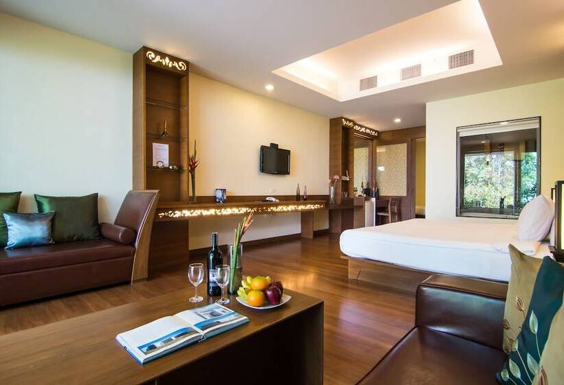 패밀리 룸, Sylvan Koh Chang