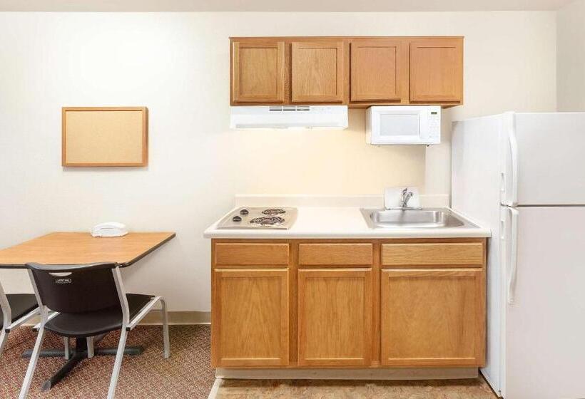 带2个双人床的标准工作室, Woodspring Suites Sioux Falls