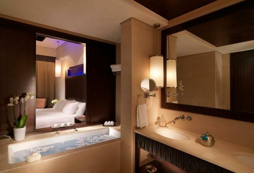 Номер Deluxe, Anantara The Palm Dubai Resort