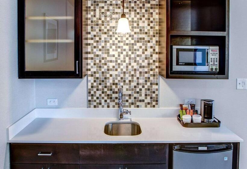 جناح, Cambria Hotel White Plains   Downtown