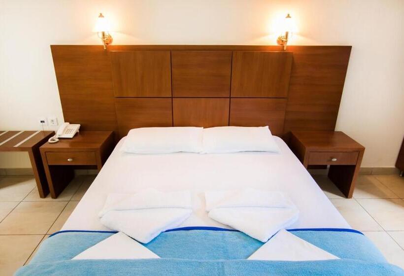 اتاق استاندارد, Kyra Panagia