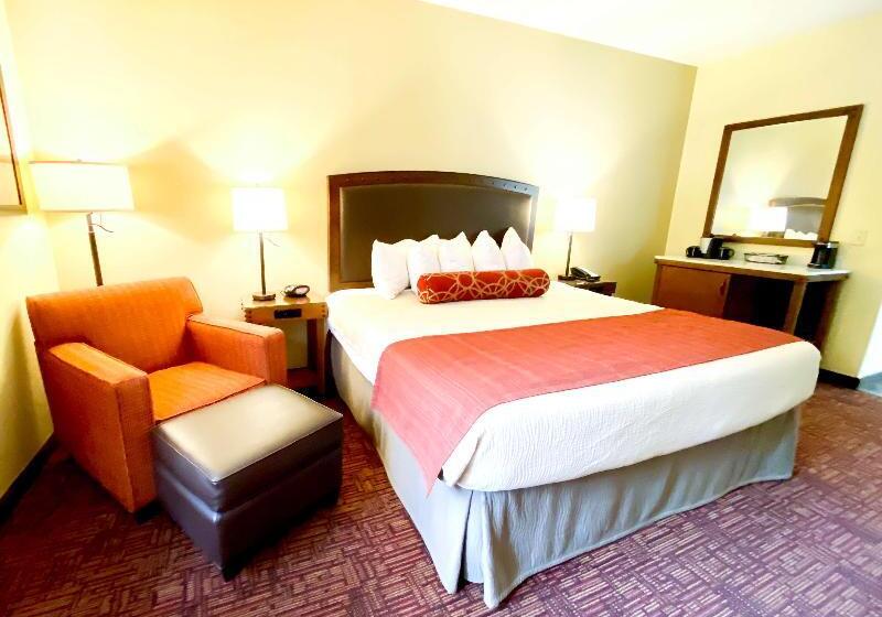 キングサイズベッドのスイートルーム, Quality Inn & Suites Belmont Route 151