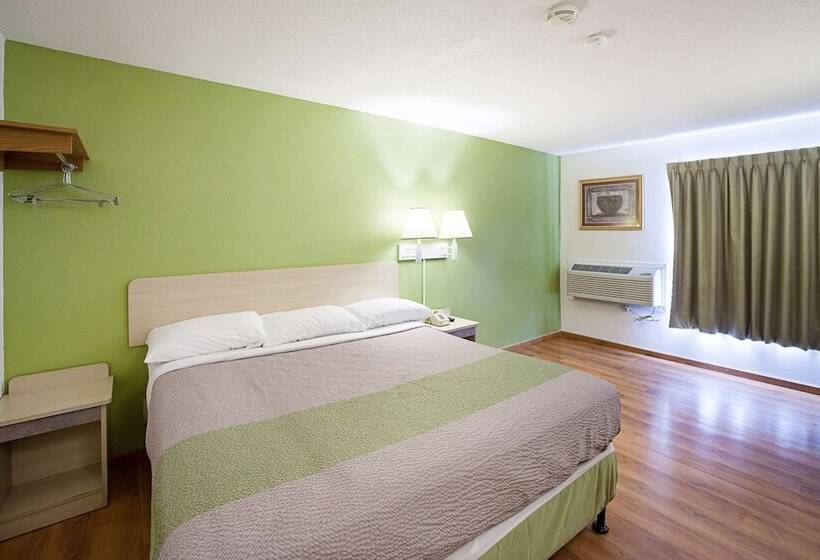 デラックスルーム, Motel 6 Binghamton, Ny