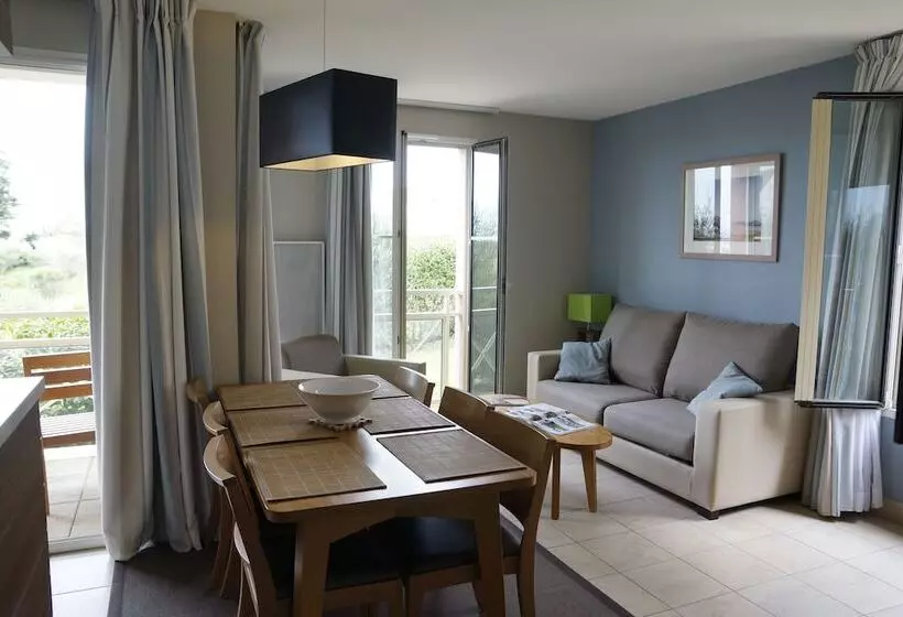 آپارتمان 1 خوابه با چشمانداز جانبی دریا, Residence Reine Marine