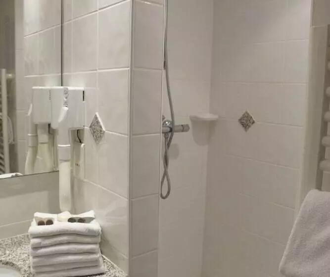 آپارتمان 1 خوابه با چشمانداز جانبی دریا, Residence Reine Marine