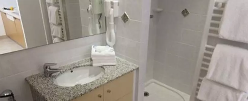 آپارتمان 1 خوابه با چشمانداز جانبی دریا, Residence Reine Marine