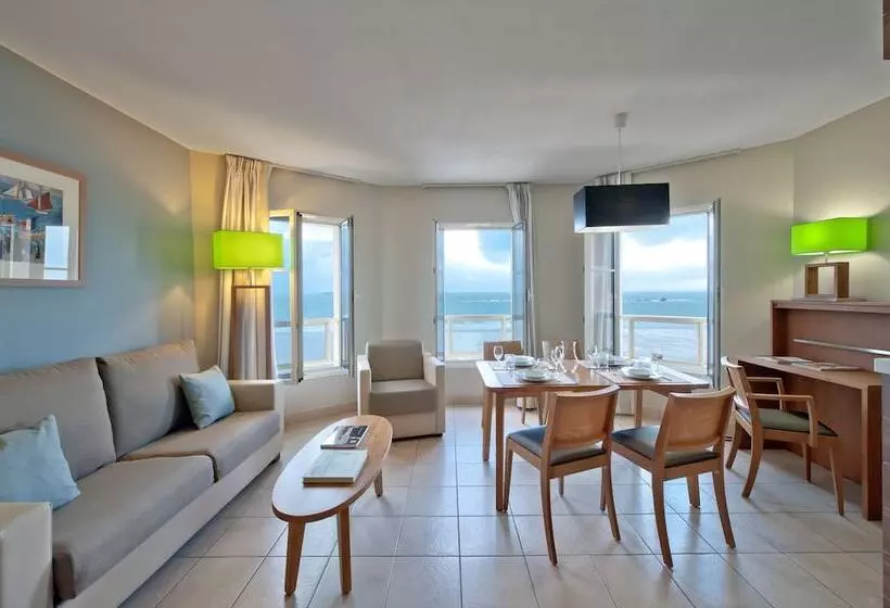 آپارتمان 2 خوابه با چشمانداز دریا, Residence Reine Marine