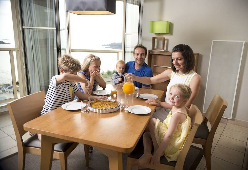 آپارتمان 2 خوابه با چشمانداز دریا, Residence Reine Marine