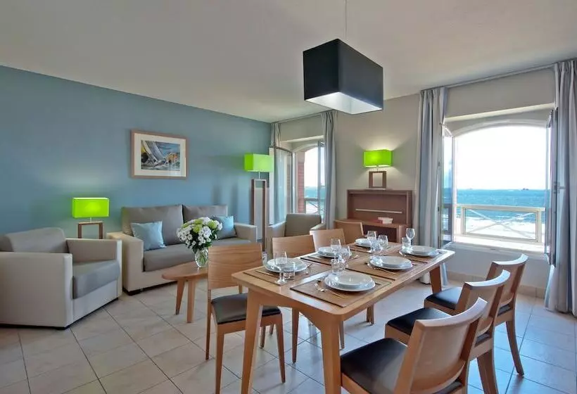 آپارتمان 2 خوابه با چشمانداز دریا, Residence Reine Marine