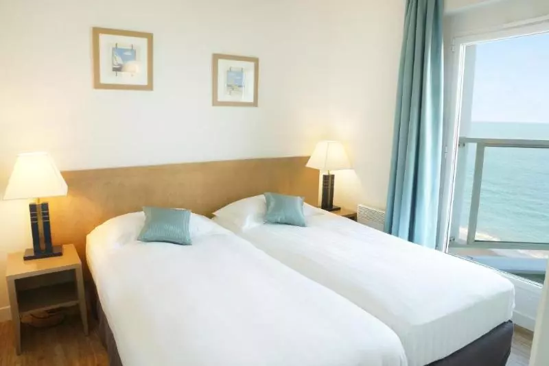 آپارتمان 1 خوابه با چشمانداز جانبی دریا, Residence Reine Marine