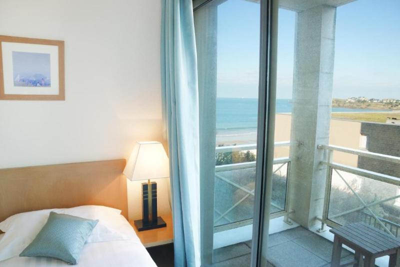 آپارتمان 2 خوابه با چشمانداز دریا, Residence Reine Marine