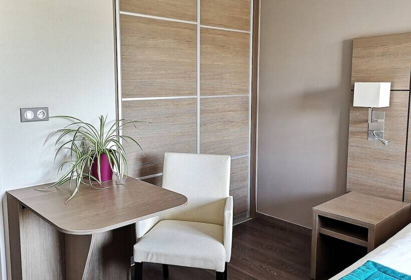 스탠다드 스튜디오, Residhome Du Theatre