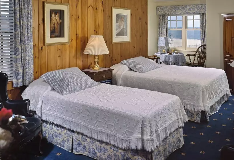クイーンベッドのスーペリアルーム, Winstead Beach Resort