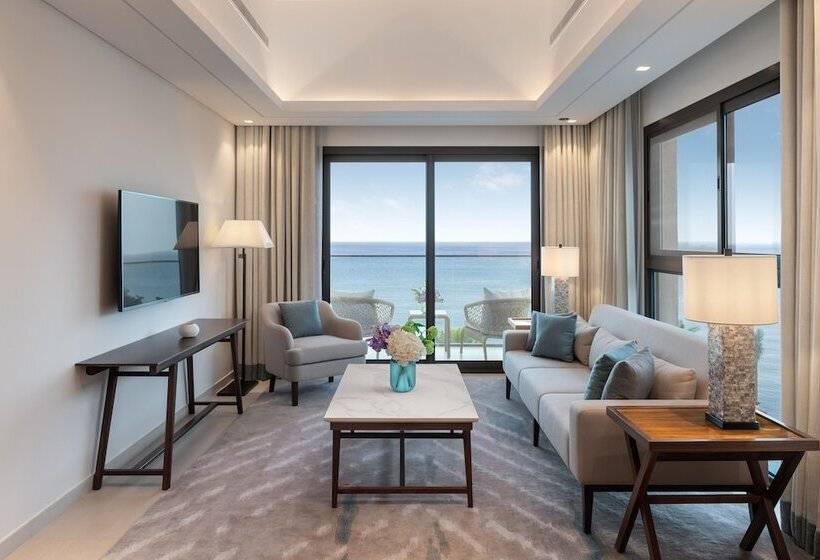 Апартаменты 2 Спальни Вид на Море, Address Beach Resort Fujairah