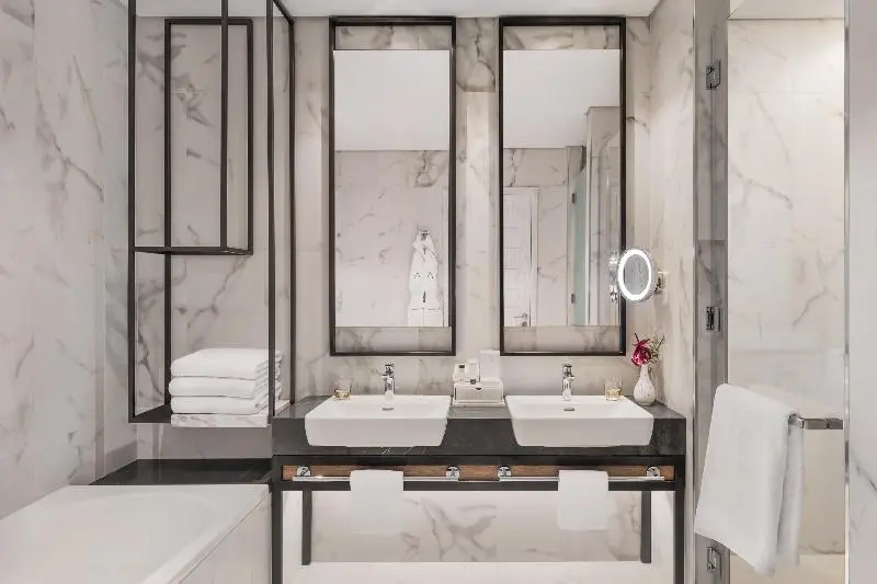 マウンテンビューデラックスルーム, Address Beach Resort Fujairah